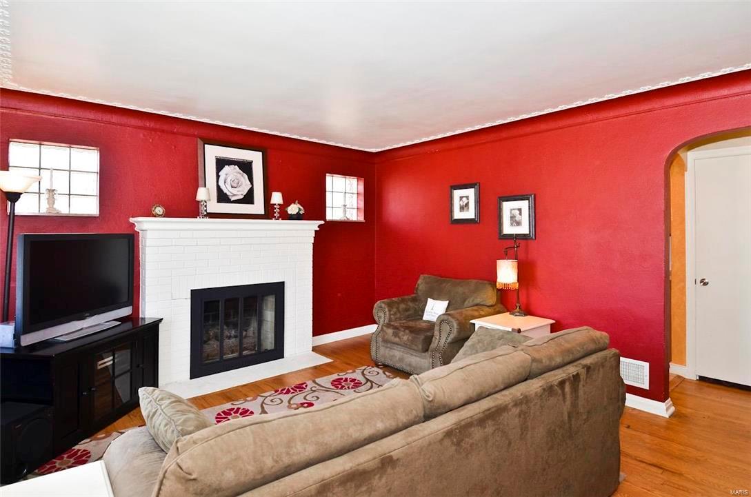 718 Ruprecht Avenue St. Louis, MO 63125 - Photo 2 of 33