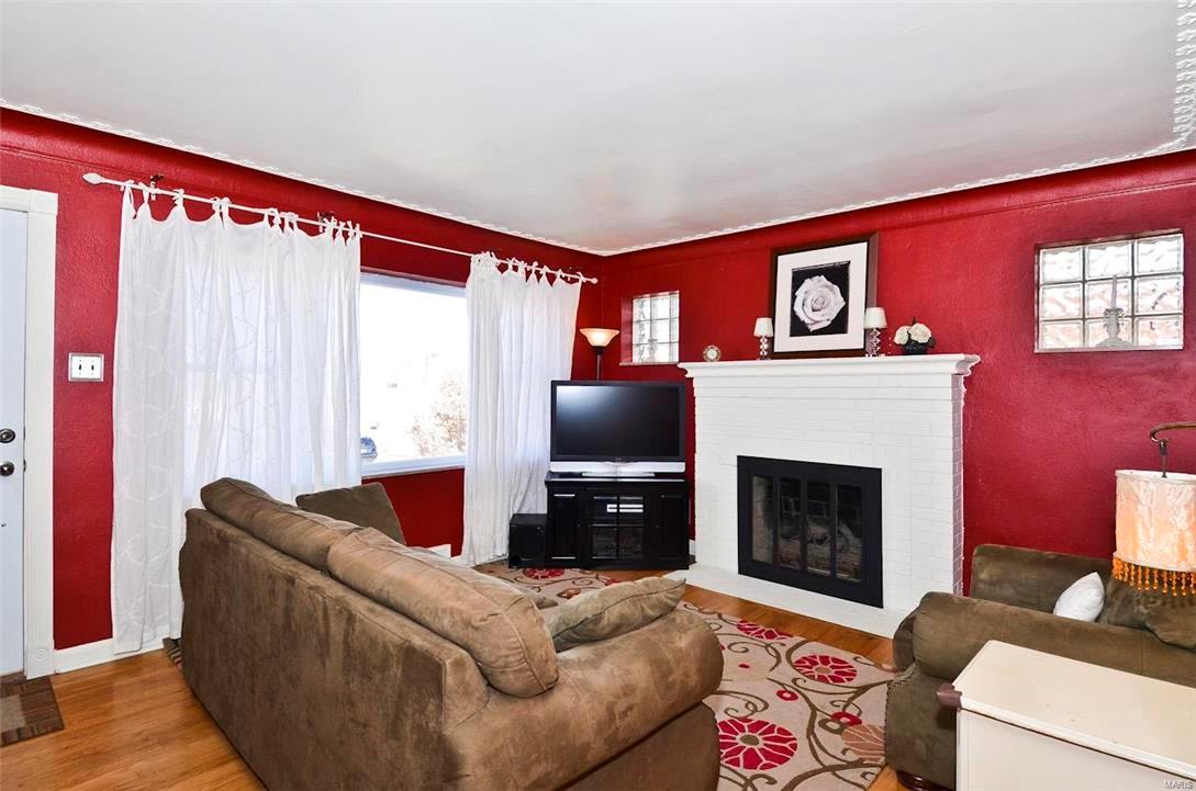 718 Ruprecht Avenue St. Louis, MO 63125 - Photo 3 of 33