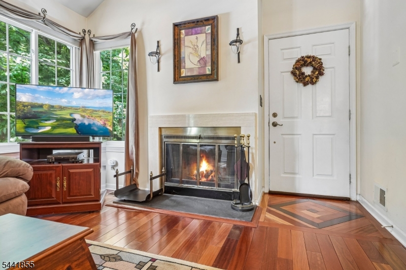 46 Stevens Court Bedminster, NJ 07921 - Photo 5 of 20