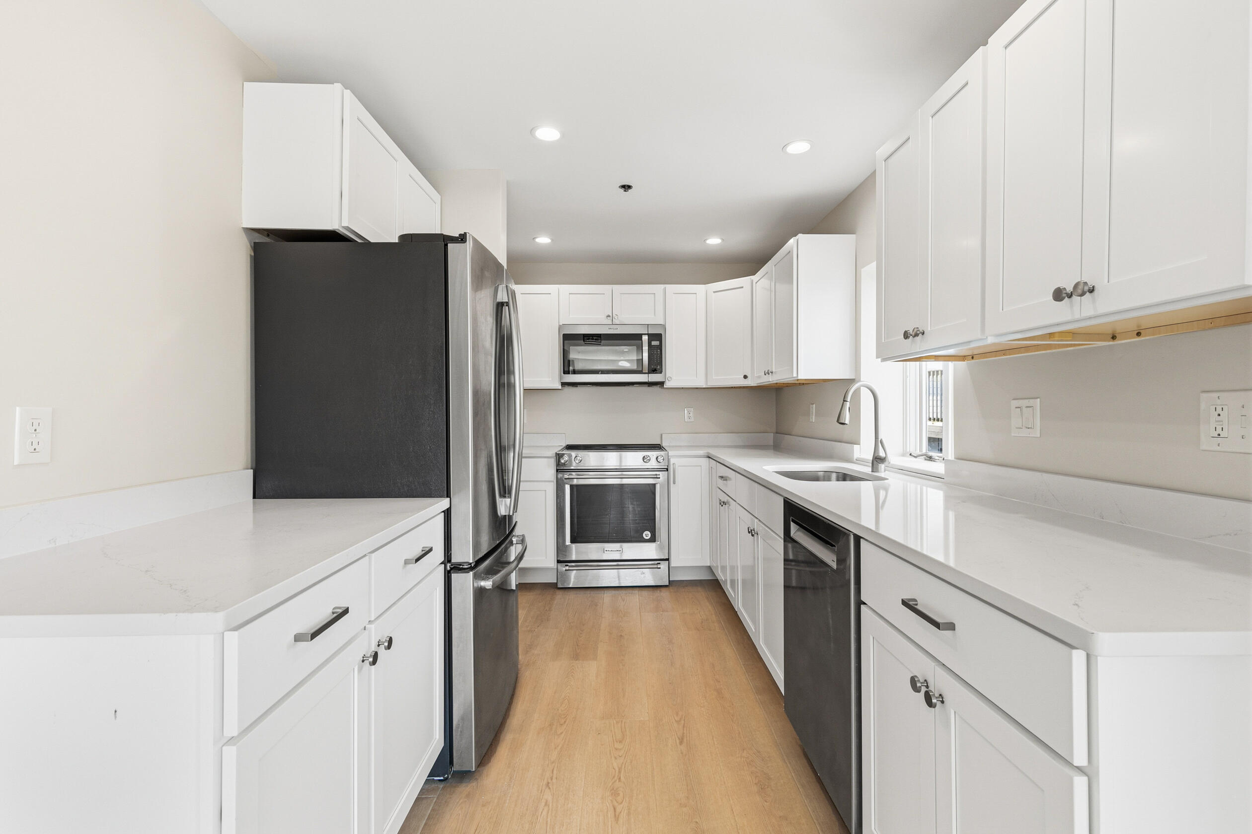 149 Fort Road, Unit 6 South Portland, ME 04106 - Photo 14 of 46 149 fort rd south portland me 04106 usa_