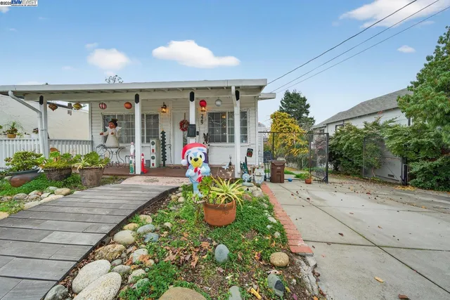a front view of a house