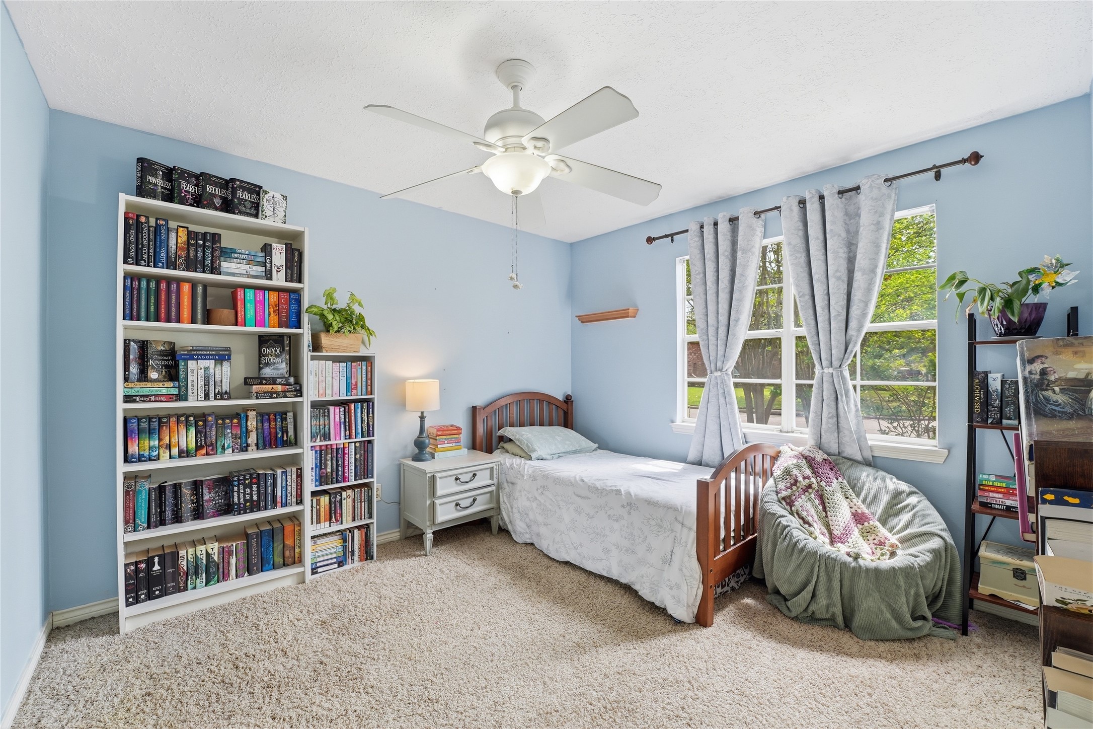 22338 Wetherburn Lane Katy, TX 77449 - Photo 16 of 36 Secondary bedroom #2