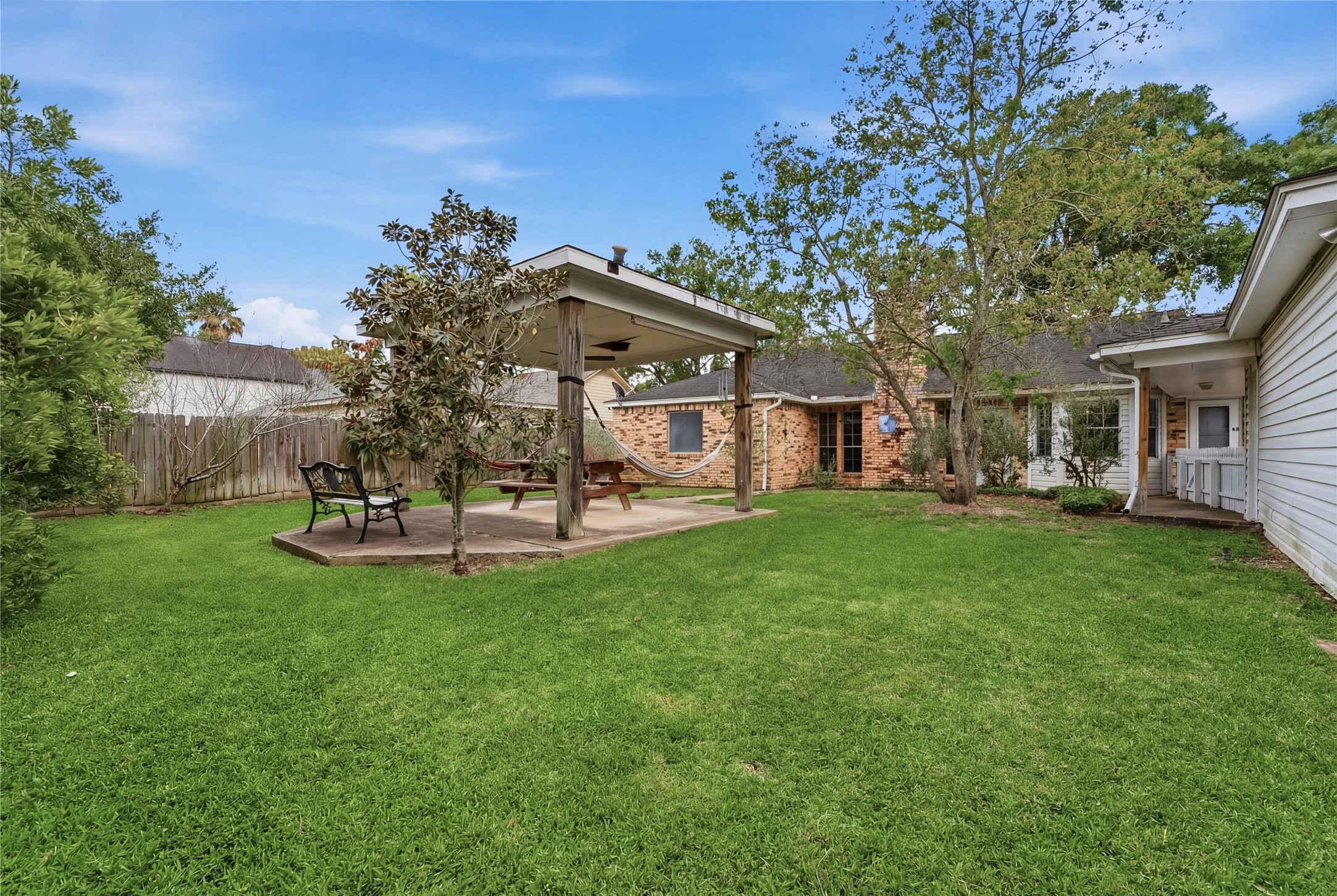 22338 Wetherburn Lane Katy, TX 77449 - Photo 20 of 36 So much fun space!! What's your vision?