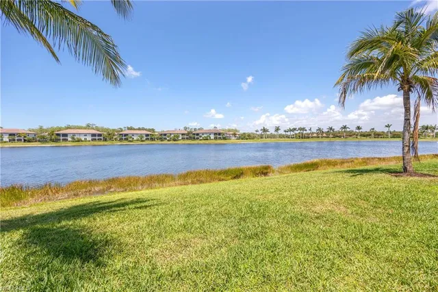 $549,000 | 9517 Avellino Way, Unit 2215, Naples, FL 34113