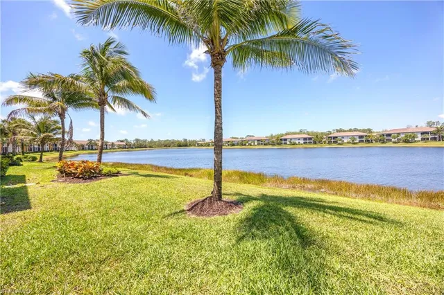 $549,000 | 9517 Avellino Way, Unit 2215, Naples, FL 34113