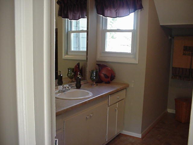 316 North Broadway Street Butler, IN 46721 - Photo 3 of 9 Gallery Image 3