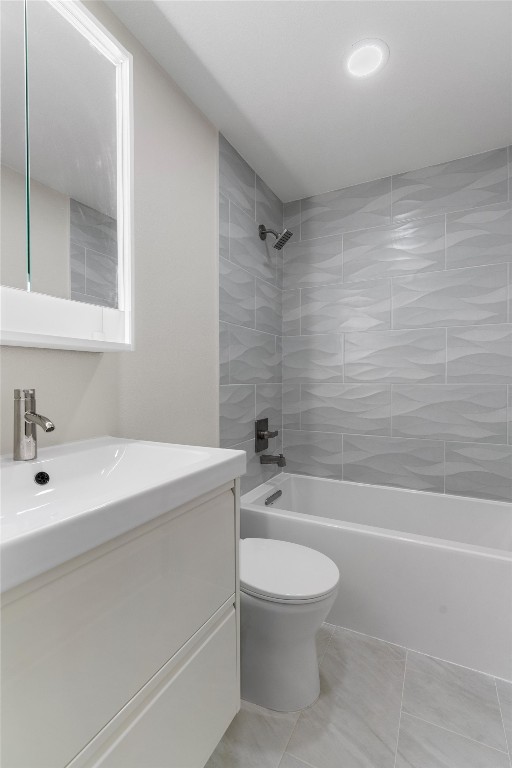 2215 Post Road, Unit 2051 Austin, TX 78704 - Photo 16 of 39 a bathroom with a sink a toilet and shower