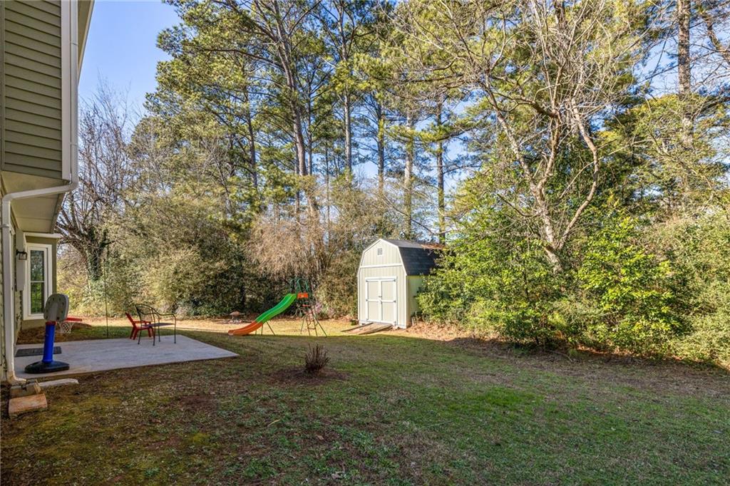 3384 Southern Oaks Court Decatur, GA 30034 - Photo 23 of 27 a view of a tree in front of a building