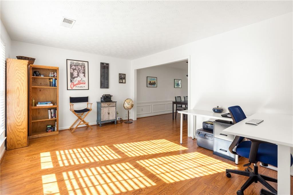 3384 Southern Oaks Court Decatur, GA 30034 - Photo 10 of 27 a bedroom with a workspace