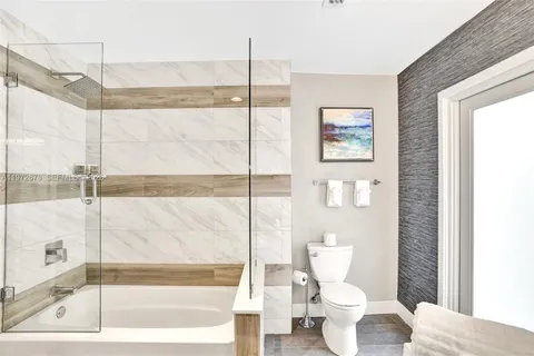 $1,590,000 | 1236 Northeast 18th Avenue, Fort Lauderdale, FL 33304