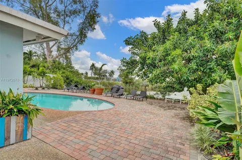$1,590,000 | 1236 Northeast 18th Avenue, Fort Lauderdale, FL 33304