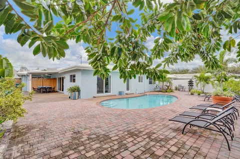 $1,590,000 | 1236 Northeast 18th Avenue, Fort Lauderdale, FL 33304