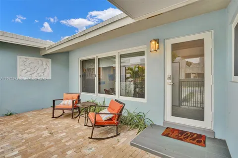 $1,590,000 | 1236 Northeast 18th Avenue, Fort Lauderdale, FL 33304