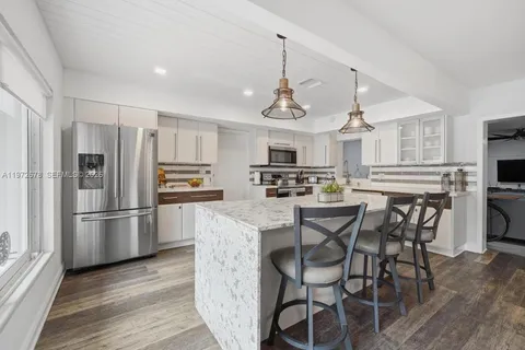 $1,590,000 | 1236 Northeast 18th Avenue, Fort Lauderdale, FL 33304