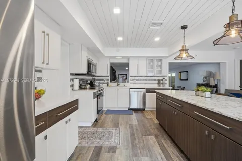 $1,590,000 | 1236 Northeast 18th Avenue, Fort Lauderdale, FL 33304
