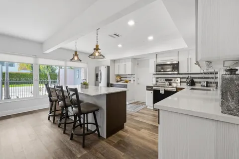 $1,590,000 | 1236 Northeast 18th Avenue, Fort Lauderdale, FL 33304