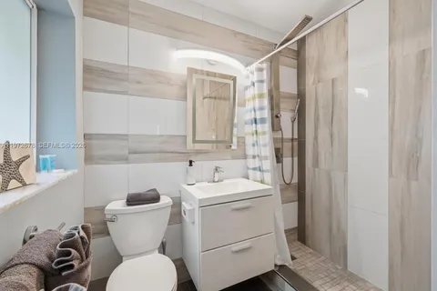 $1,590,000 | 1236 Northeast 18th Avenue, Fort Lauderdale, FL 33304