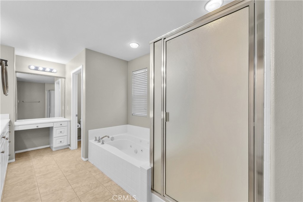 14 Conservatory Drive Ladera Ranch, CA 92694 - Photo 19 of 27
