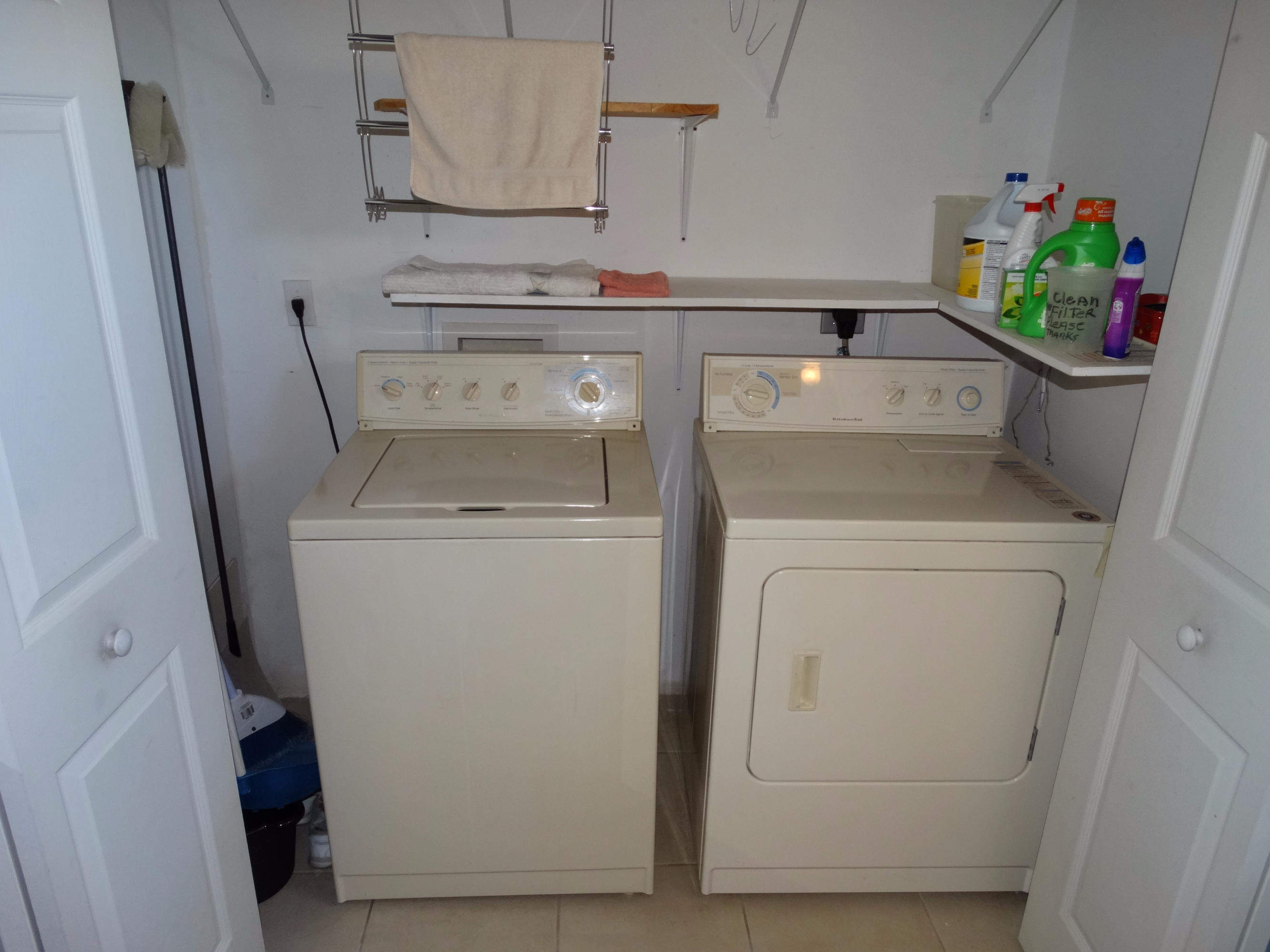 490 Neptune Road Juno Beach, FL 33408 - Photo 12 of 22 Washer and Dryer