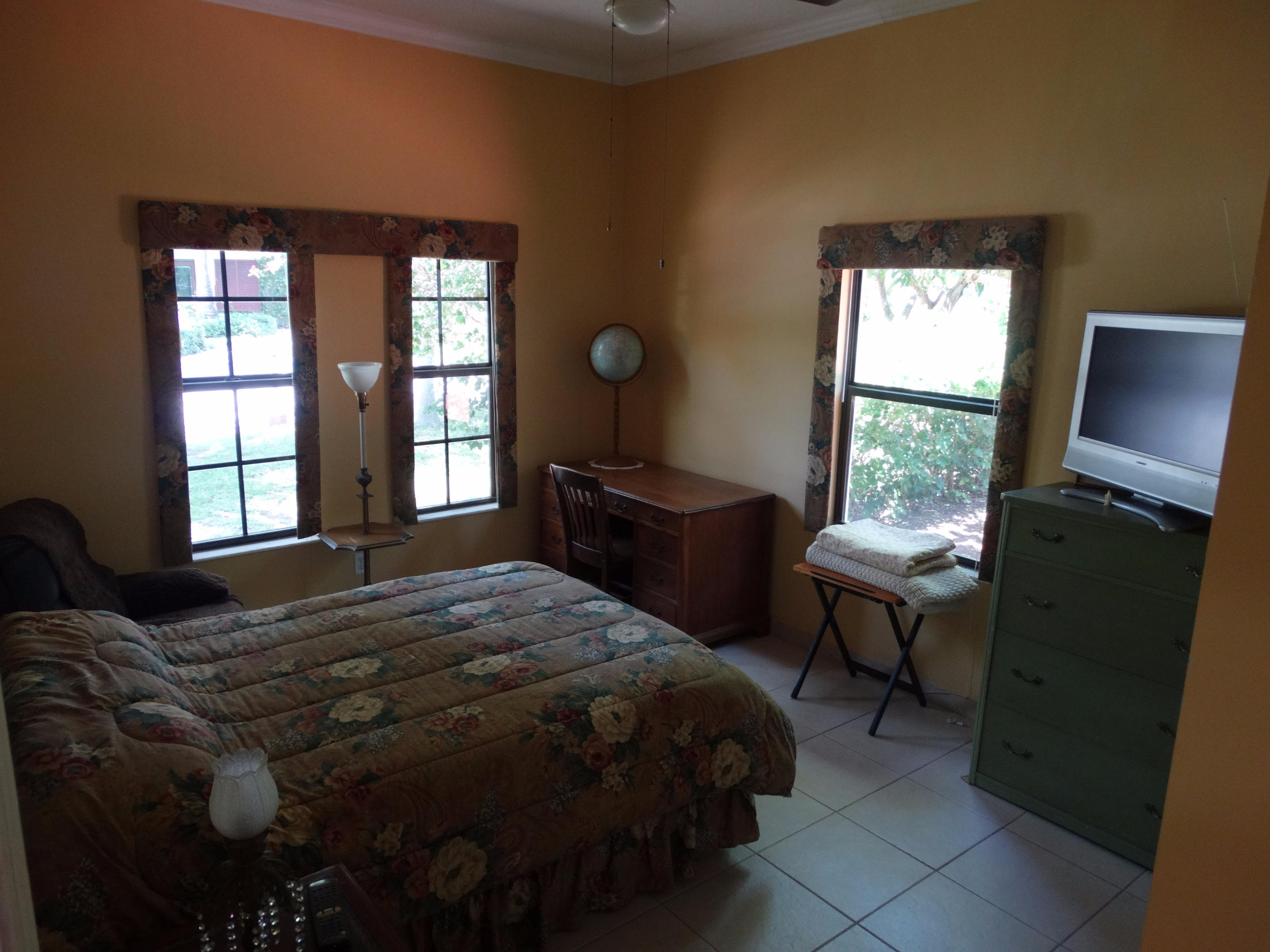 490 Neptune Road Juno Beach, FL 33408 - Photo 10 of 22 Bedroom