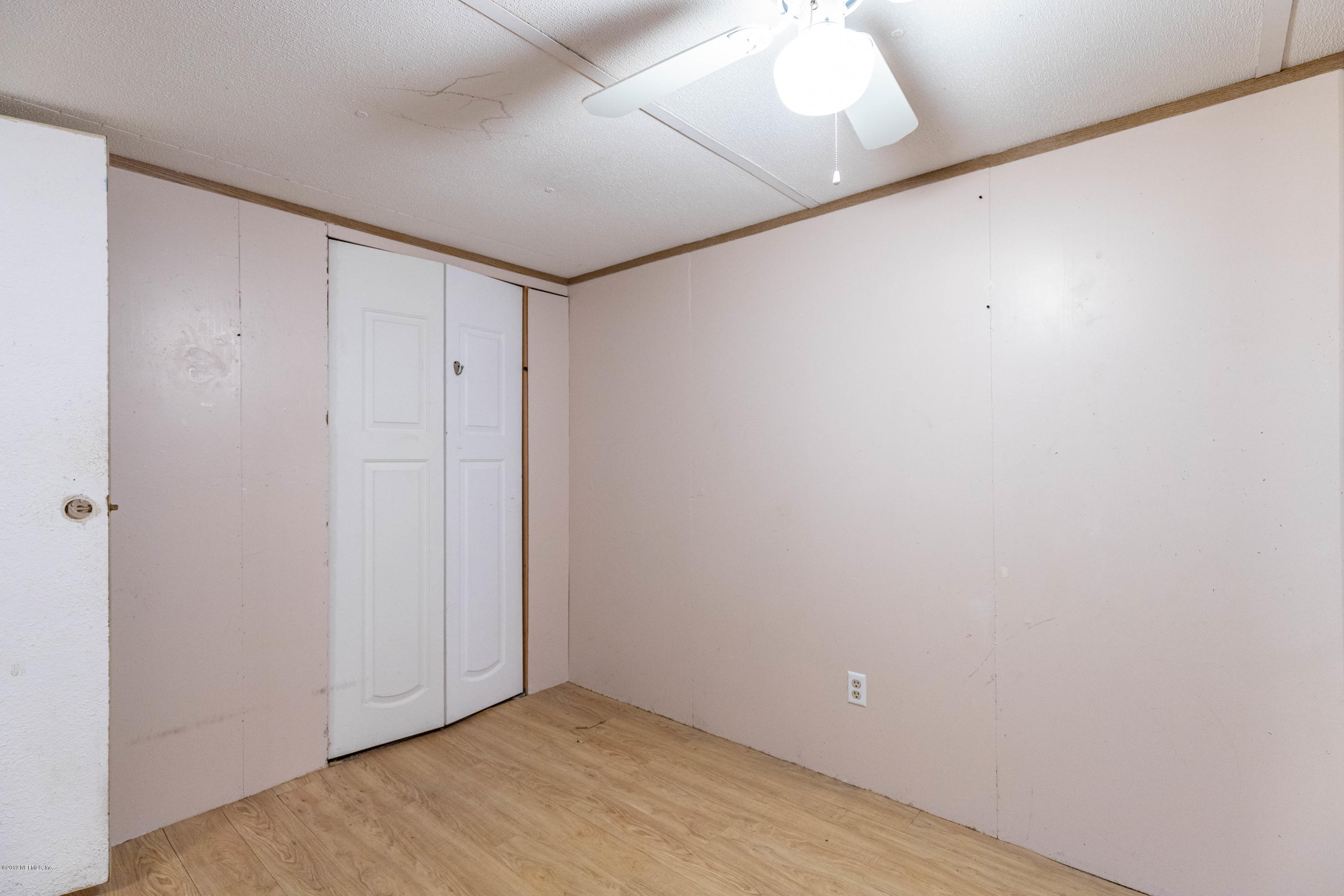 7840 Old Middleburg Road South Jacksonville, FL 32222 - Photo 22 of 46 a view of an empty room