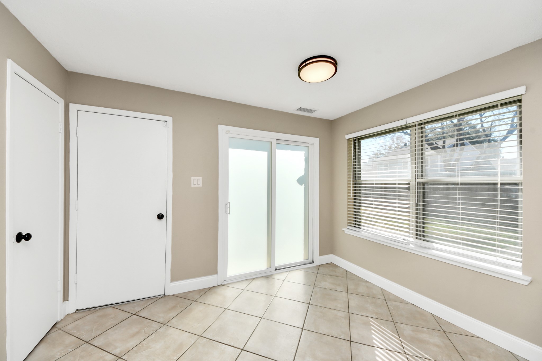 9611 Cleveland Bay Court Houston, TX 77065 - Photo 17 of 32