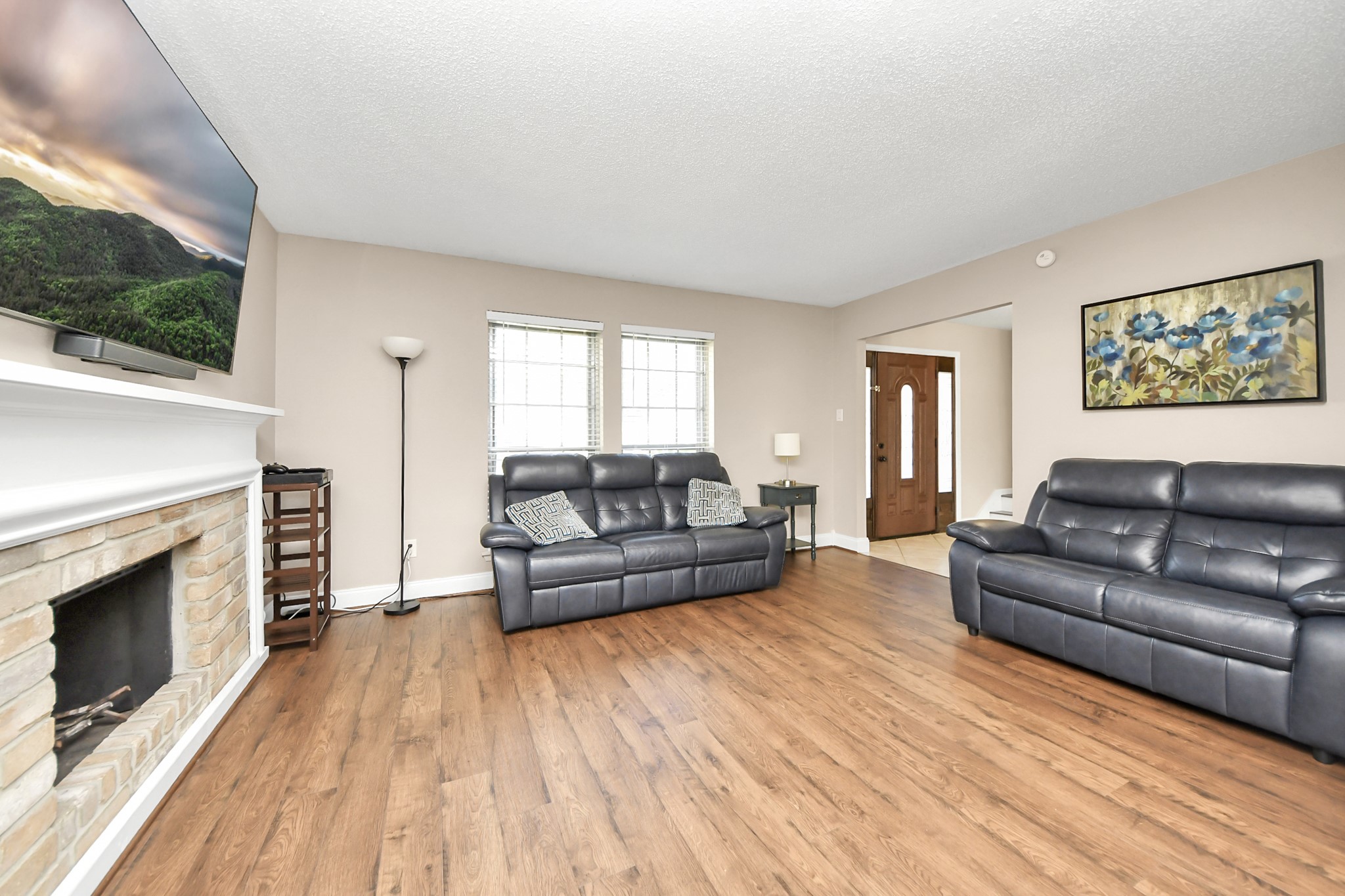 9611 Cleveland Bay Court Houston, TX 77065 - Photo 7 of 32