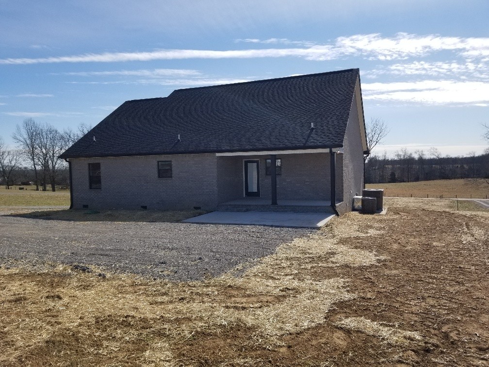 860 Armstrong Road Castalian Springs, TN 37031 - Photo 3 of 23 Gallery Image 3