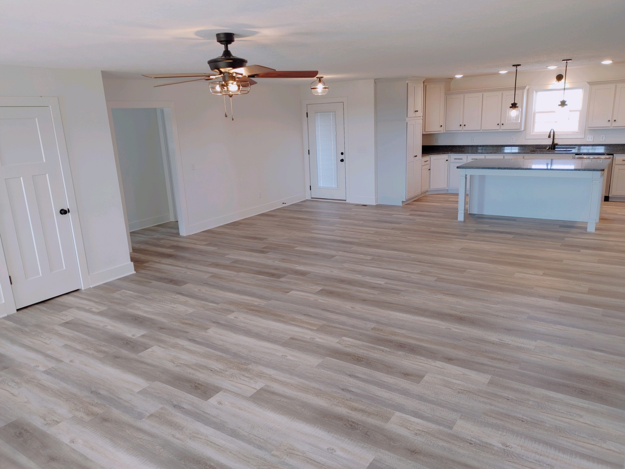 860 Armstrong Road Castalian Springs, TN 37031 - Photo 9 of 23 Gallery Image 9