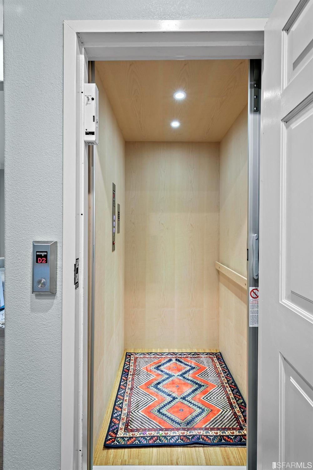 6700 Moore Drive Oakland, CA 94611 - Photo 24 of 44