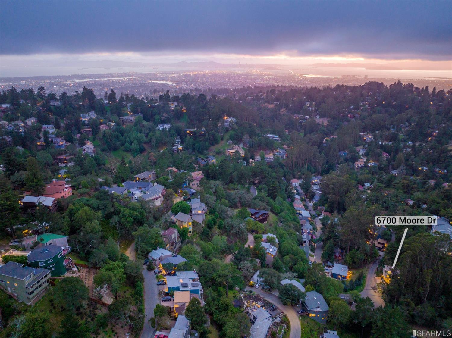 6700 Moore Drive Oakland, CA 94611 - Photo 41 of 44