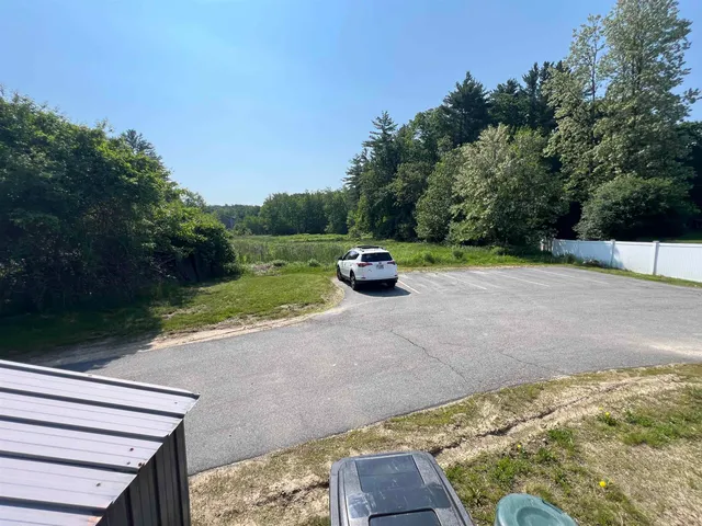 $2,900 | 72 Durham Road, Dover, NH 03820