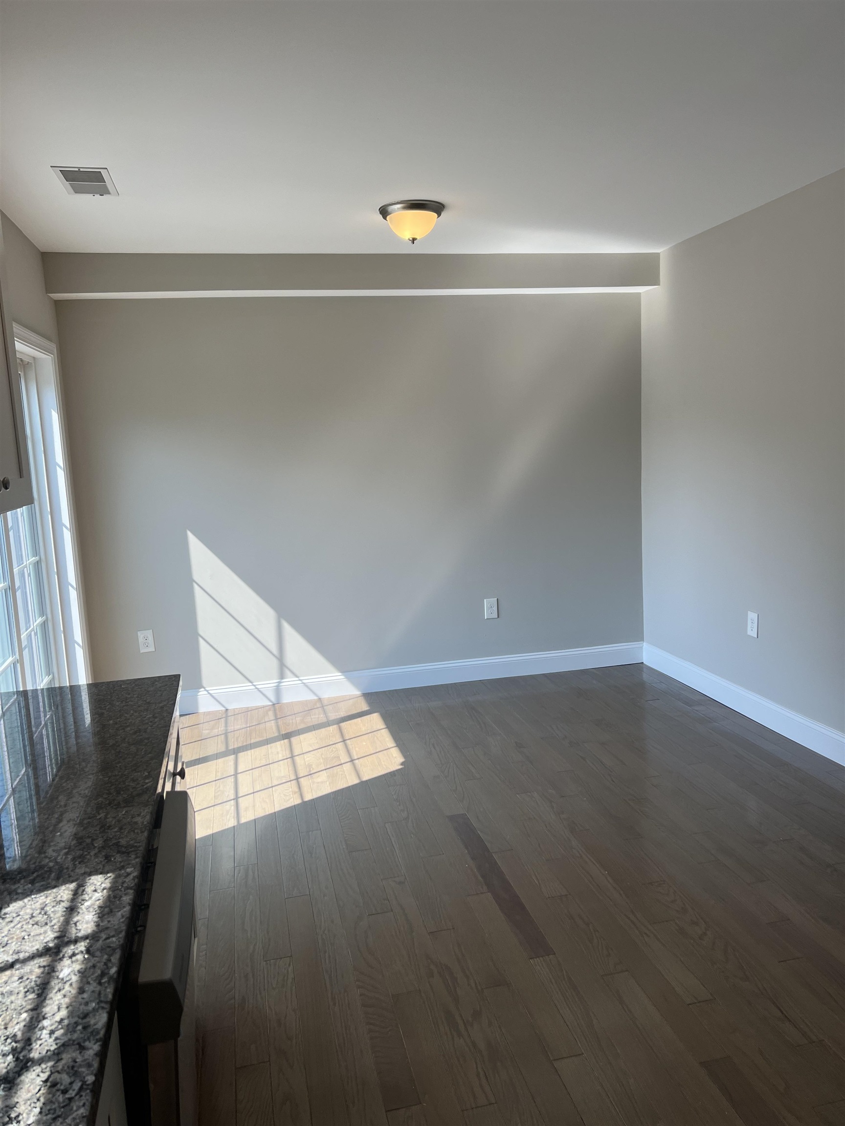 72 Durham Road Dover, NH 03820 - Photo 4 of 28