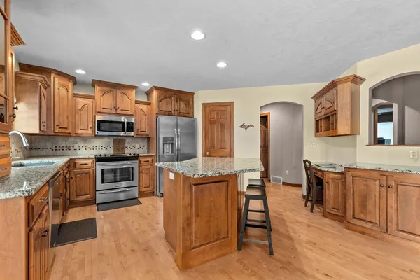 $524,900 | 1827 Orchard Blossom Drive, Appleton, WI 54915