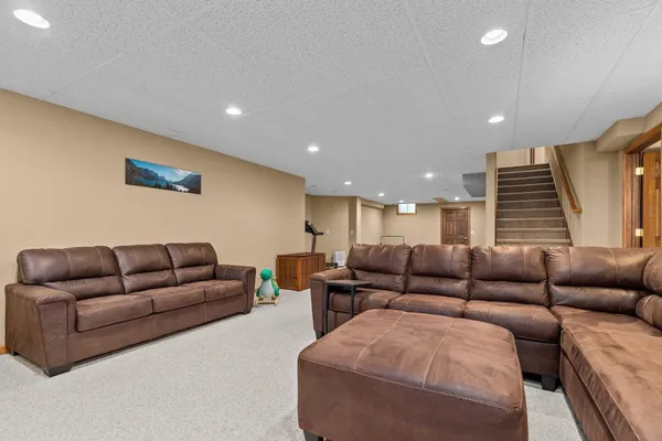 $524,900 | 1827 Orchard Blossom Drive, Appleton, WI 54915