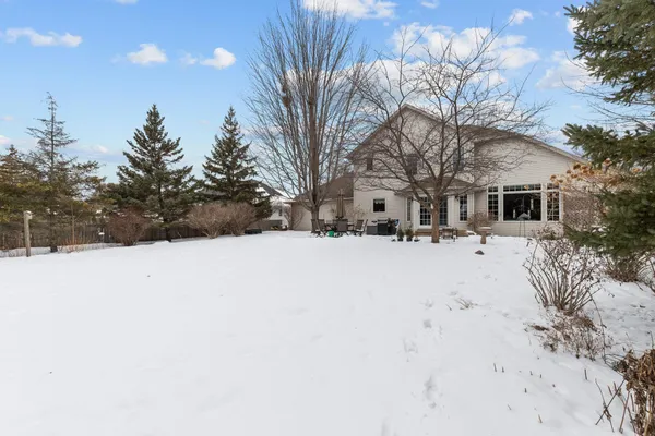 $524,900 | 1827 Orchard Blossom Drive, Appleton, WI 54915