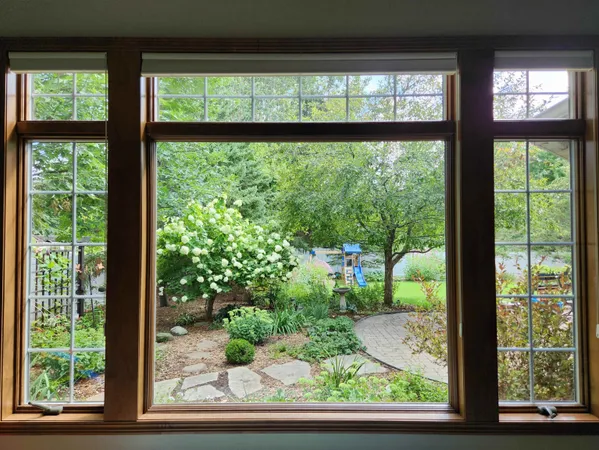 $524,900 | 1827 Orchard Blossom Drive, Appleton, WI 54915