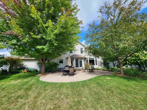 $524,900 | 1827 Orchard Blossom Drive, Appleton, WI 54915