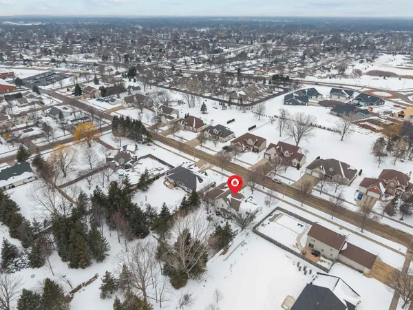 $524,900 | 1827 Orchard Blossom Drive, Appleton, WI 54915