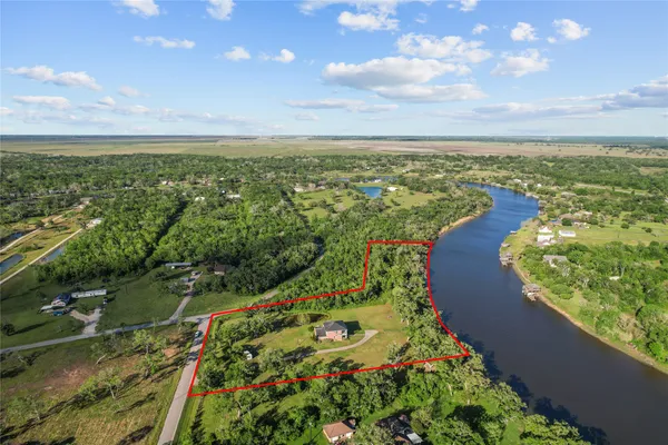 $3,500 | 7088 County Road 659, Brazoria, TX 77422