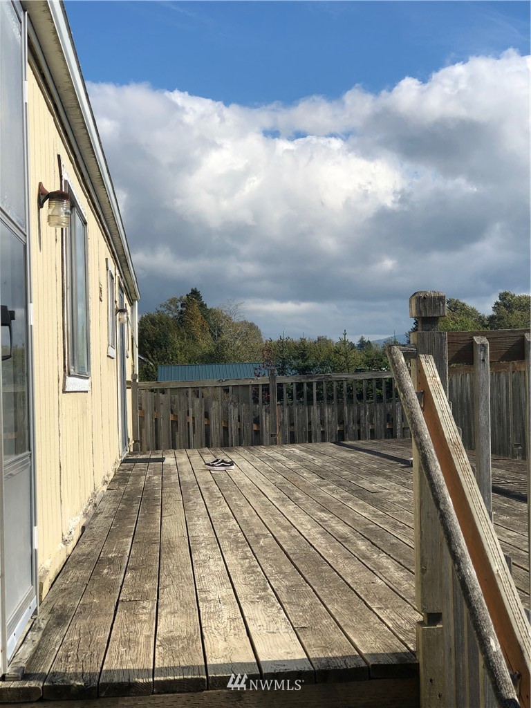 739 Lange Road Bellingham, WA 98226 - Photo 22 of 23 a view of balcony with furniture