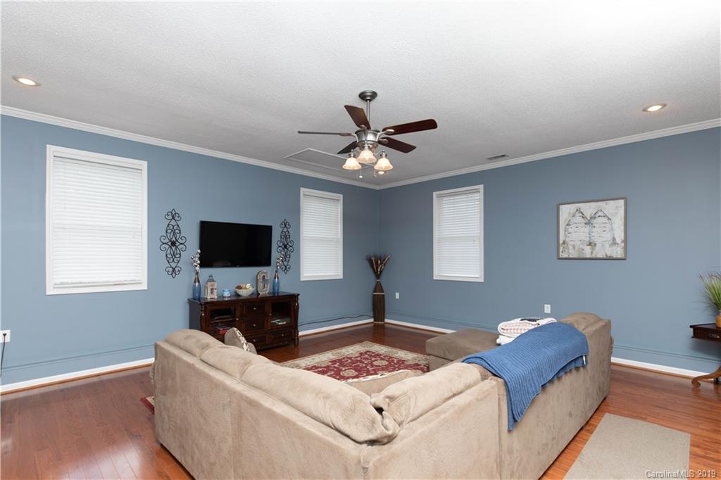 300 Farris Road Clover, SC 29710 - Photo 2 of 24 Gallery Image 2