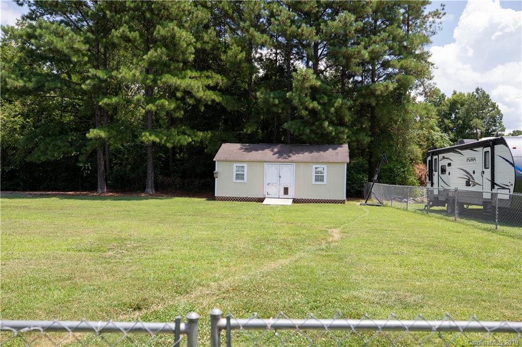 300 Farris Road Clover, SC 29710 - Photo 17 of 24 Gallery Image 17