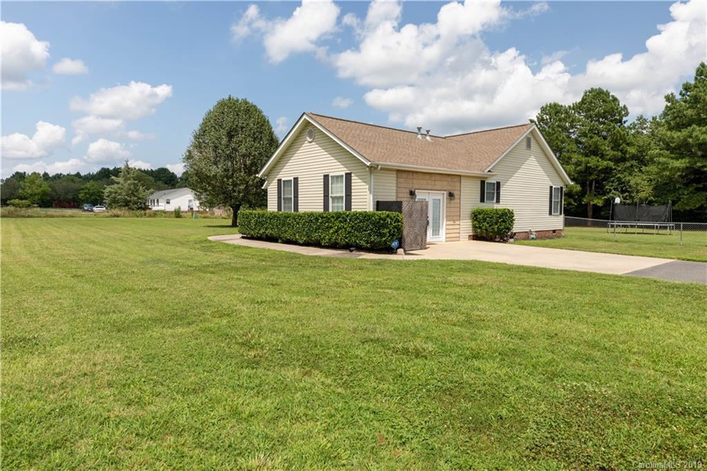 300 Farris Road Clover, SC 29710 - Photo 21 of 24 Gallery Image 21