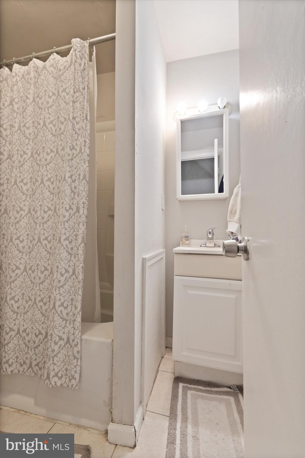 3907 Spring Garden Street, Unit 2 Philadelphia, PA 19104 - Photo 8 of 25