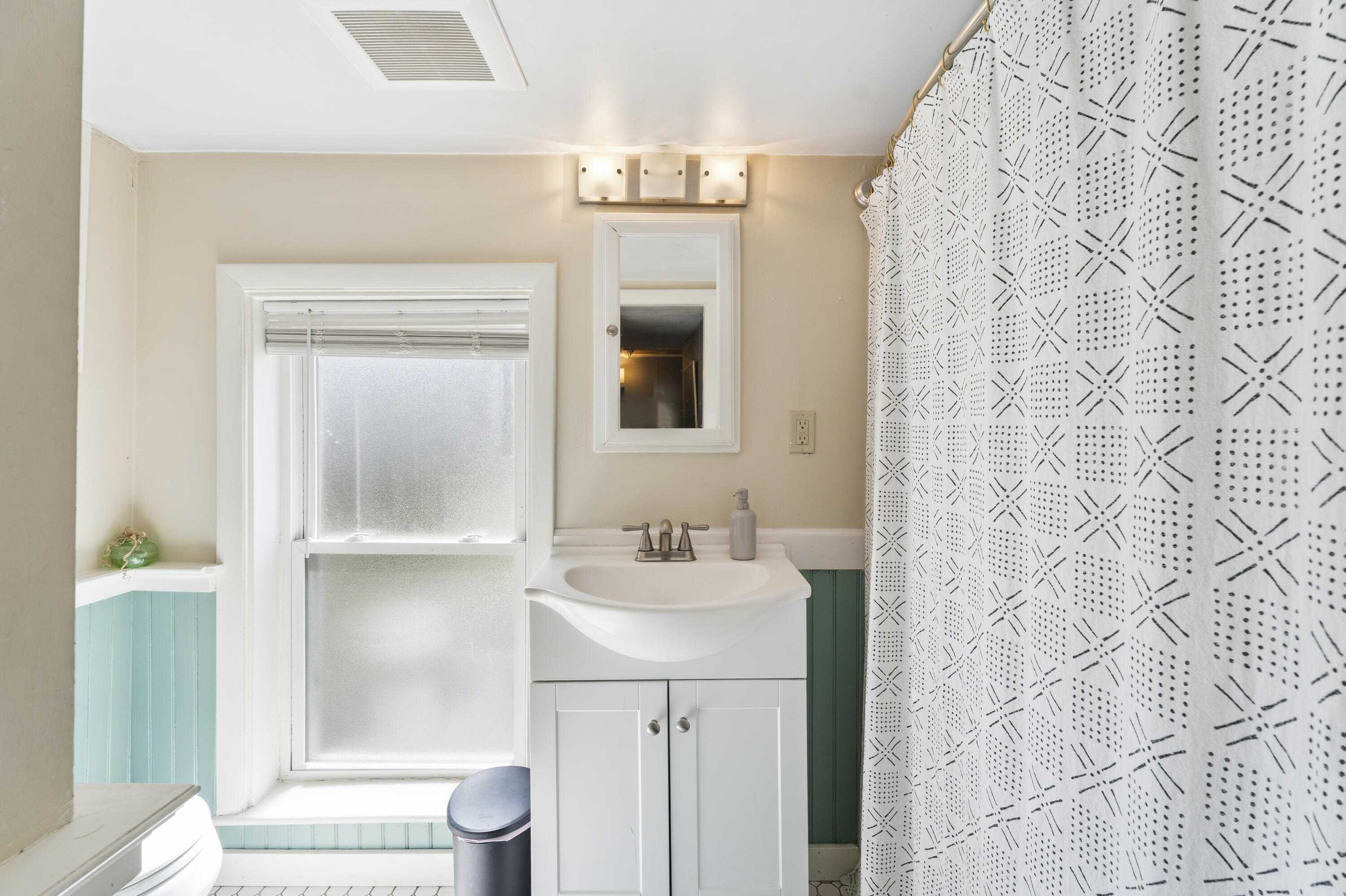 54 Chamberlain Street Brewer, ME 04412 - Photo 22 of 40 DSC07446