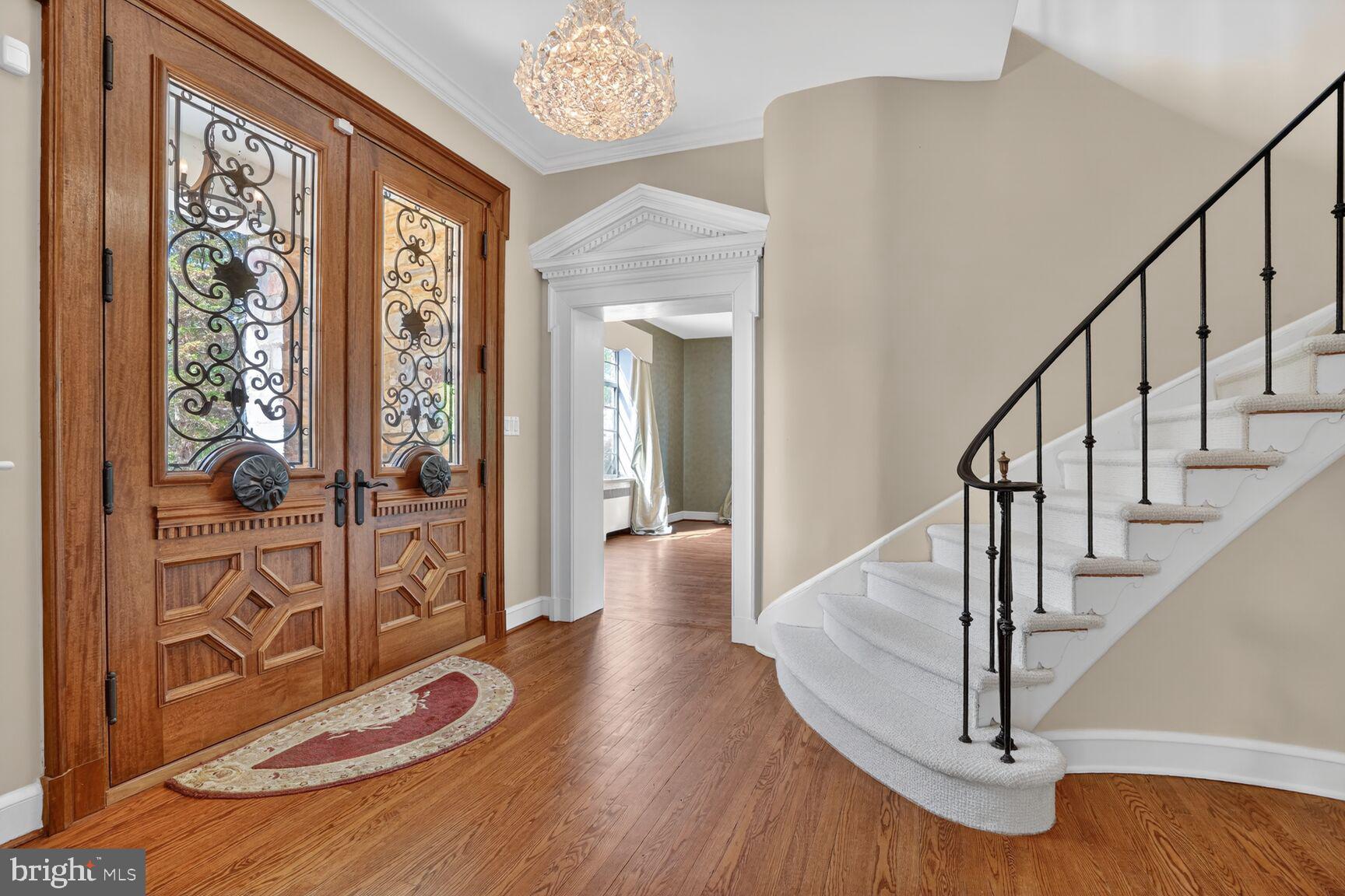 5553 Little Falls Road Arlington, VA 22207 - Photo 10 of 53 Front Doors