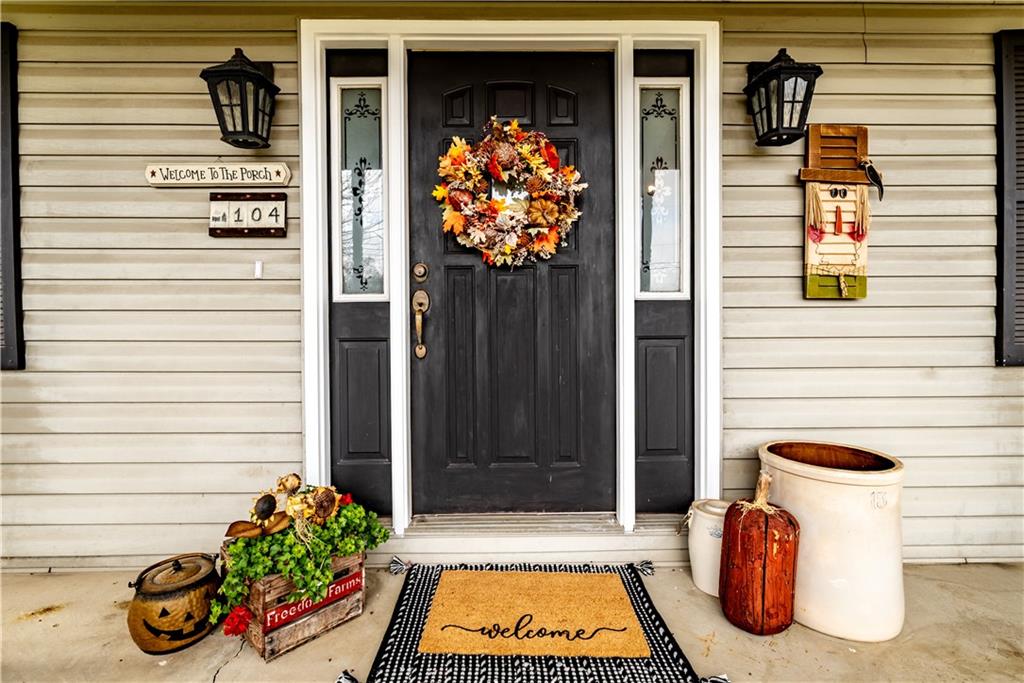 104 Gerner Road Cabot, PA 16023 - Photo 3 of 42