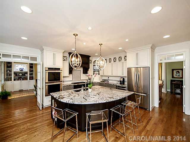 2248 Club Road Charlotte, NC 28205 - Photo 5 of 16 Gallery Image 5