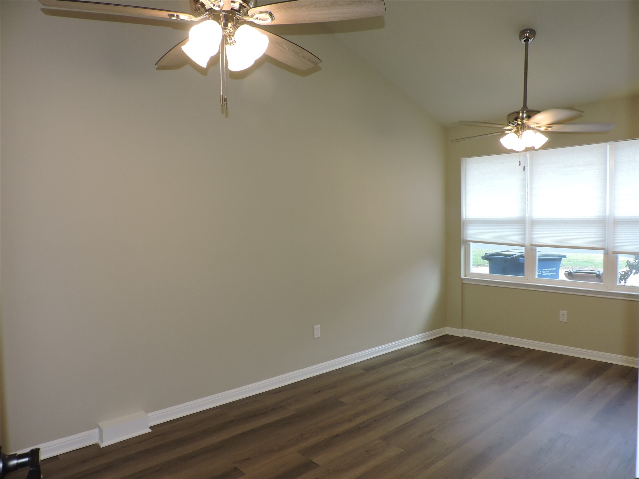 6908 Rufus Drive Austin, TX 78752 - Photo 9 of 33